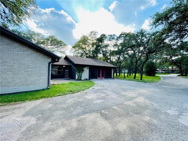 Building Photo - 12203 Conrad Rd