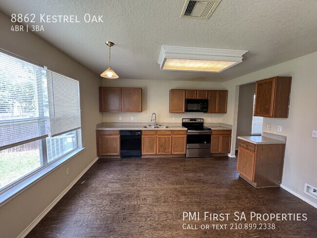 Foto del edificio - 8862 Kestrel Oak