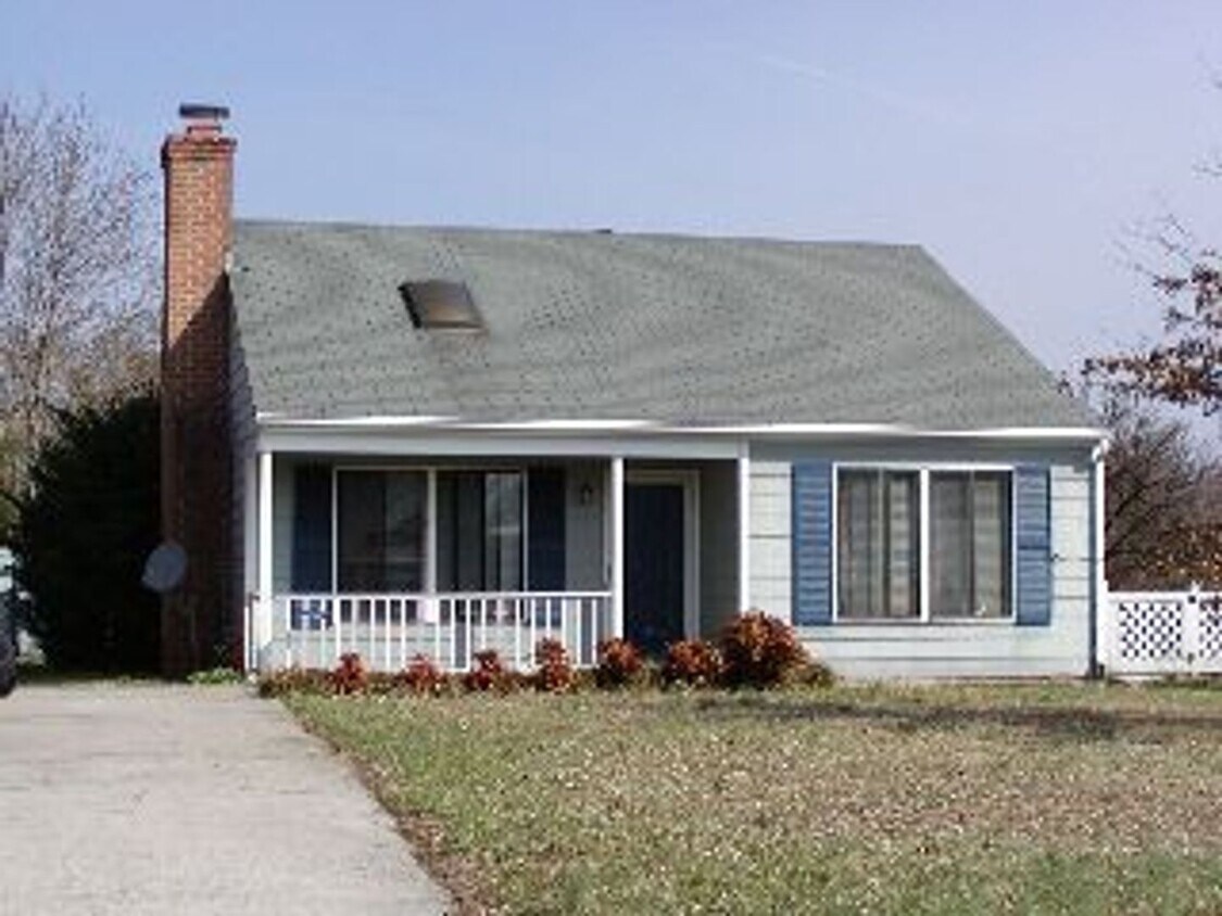 Primary Photo - One Level House off Graves Mill Road