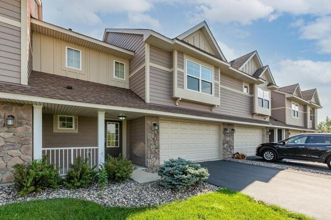 Foto del edificio - 3407 Chestnut Ln