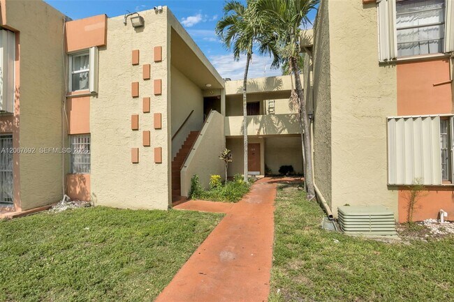 Building Photo - 9370 W Flagler St