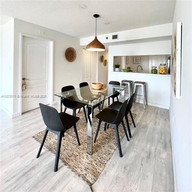 Photo - 5757 Collins Ave Apartment