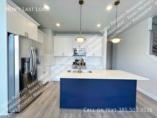 Foto del edificio - 3 Bedroom/2.5 Bathroom townhome in Daybreak