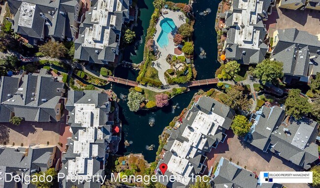 Foto del edificio - 3 br, 2.5 bath House - 350 Marina Village Way