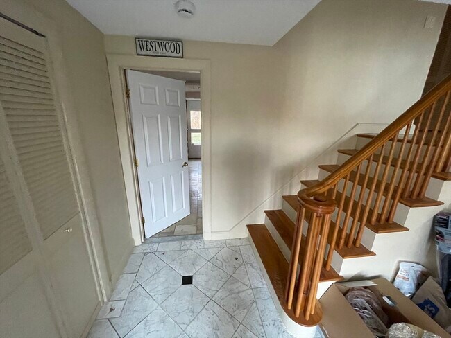 Foto del edificio - 110 Country Ln