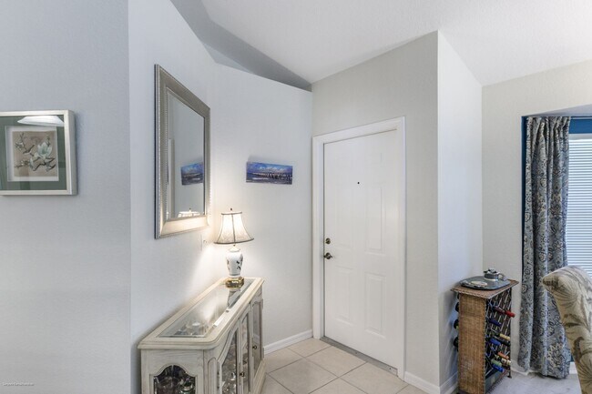 Foto del edificio - Turnkey Furnished Seasonal Rental – 2 Bedroom, 2 Bath in Burnt Store Marina