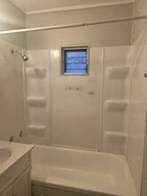 Building Photo - 2530 E 22nd Pl