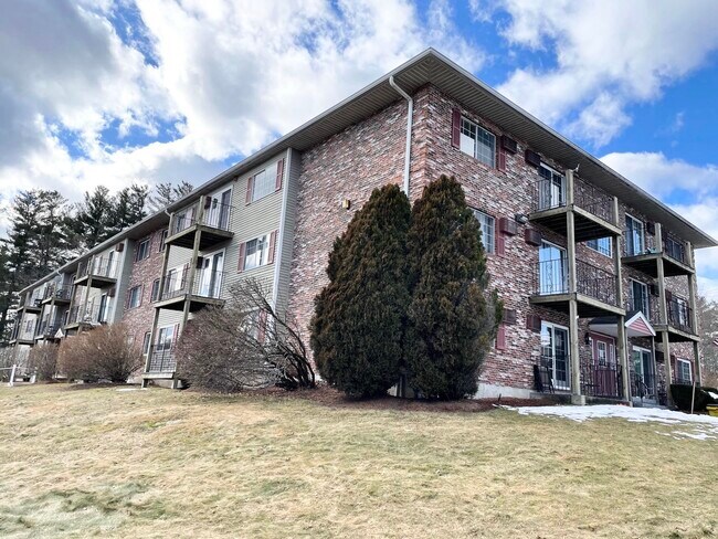 Foto del edificio - 1311 Hanover St