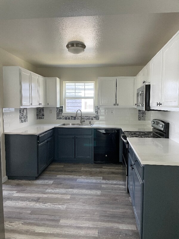 Primary Photo - 755 River Rd