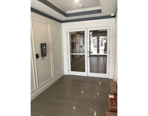 Foto del edificio - 130 University