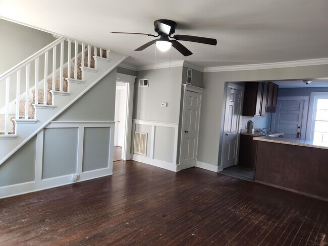 Foto del edificio - 132 Euclid St