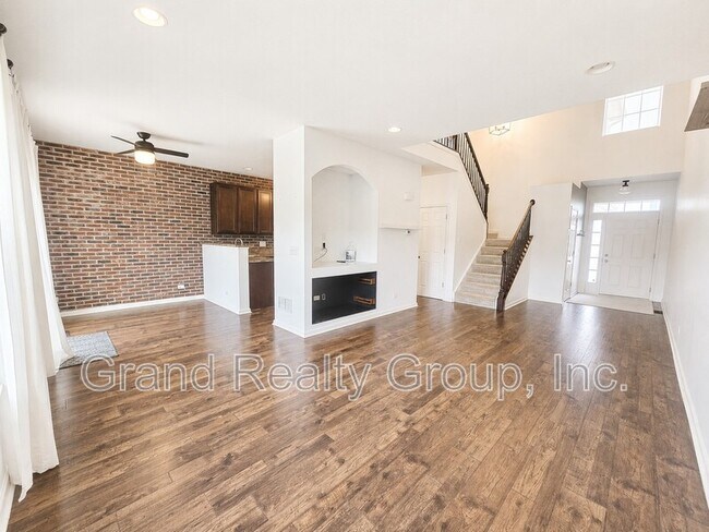 Foto del edificio - 376 S Jade Ln