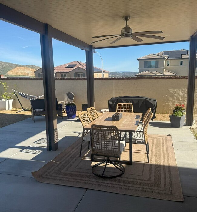 Foto del edificio - 4126 Bentwood Ct