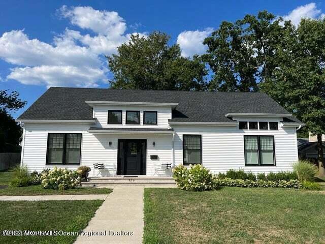 Foto principal - 519 Laurel Ave