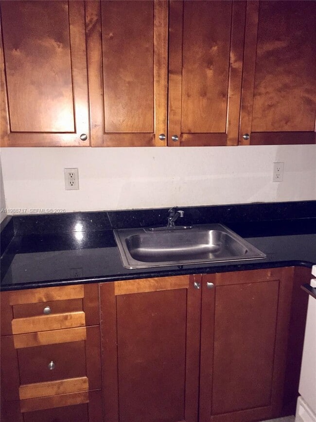 Foto del edificio - 4251 NW 5th St