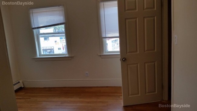 289 Hancock #2L - Dorchester Urban Apartments
