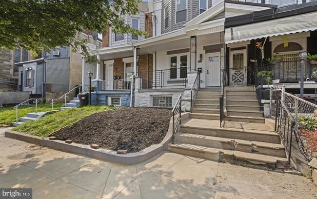 Foto del edificio - 5737 Springfield Ave