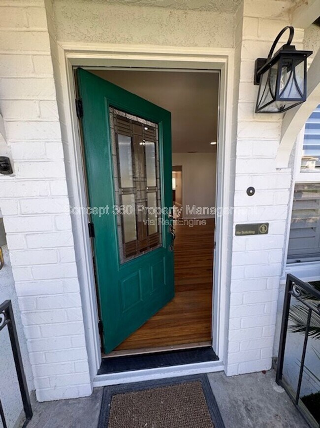Foto del edificio - 5228 E Brittain St
