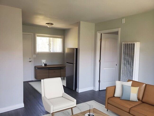 Foto del edificio - Cozy 1 Bed/1 Bath Apartment in Quiet Compl...