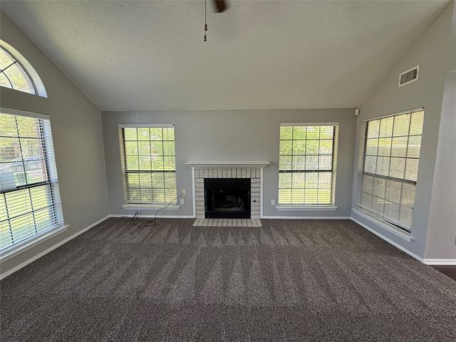 Foto del edificio - 11808 Avery Ln