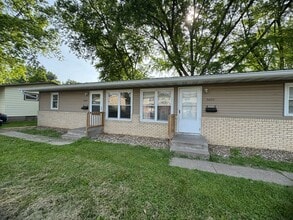 Building Photo - 2607-2609 Magnolia Dr