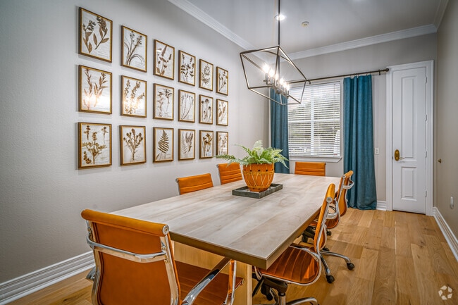 Conference Room - Villas at Hermann Park