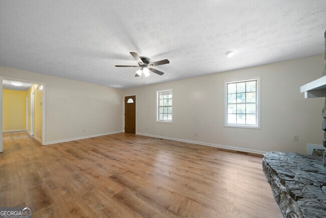 Building Photo - 4707 Glen Ridge Cir