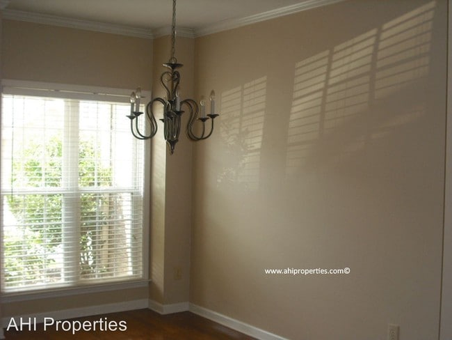 Building Photo - 1451 River Walk Cir