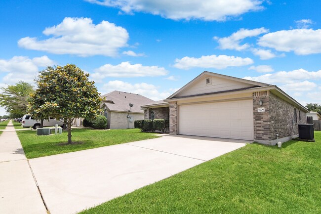 Foto del edificio - 5006 Sydney Harbour Ct