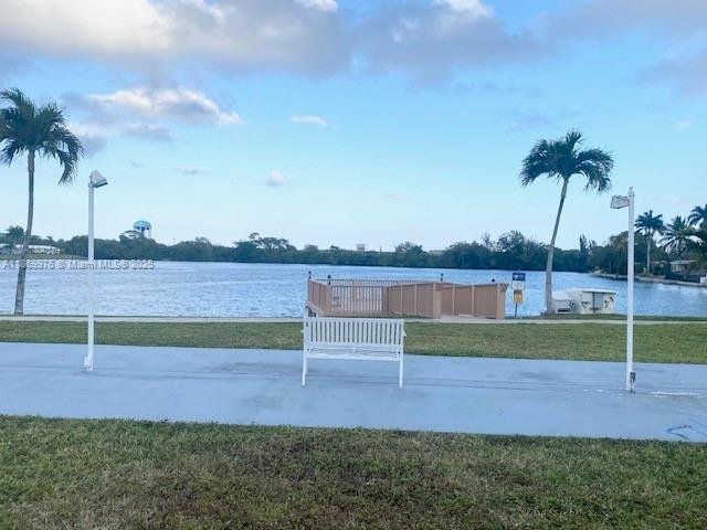 Foto del edificio - 2223 Park Ln