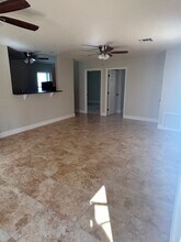 Building Photo - 1827 2nd Ave E