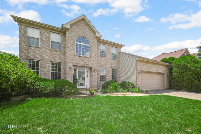 Building Photo - 3569 Charlemaine Dr