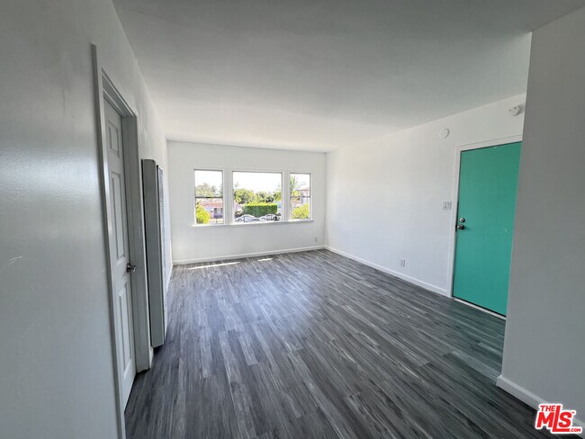 Foto del edificio - 6031 8th Ave