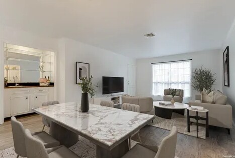 Foto del edificio - 7834 Broadway-338.41