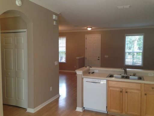 Foto del edificio - 3 br, 2.5 bath House - 14342 CLARKSON DRIVE