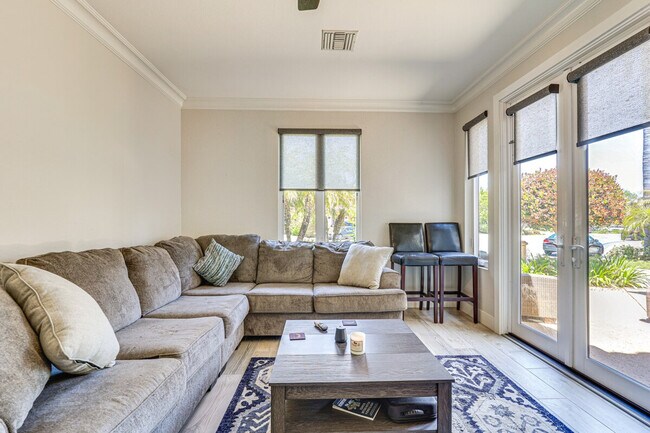 Foto del edificio - 2225 Corte Ananas