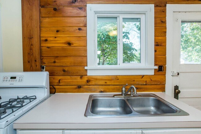 Foto del edificio - Great 1 bed, 1 bath home