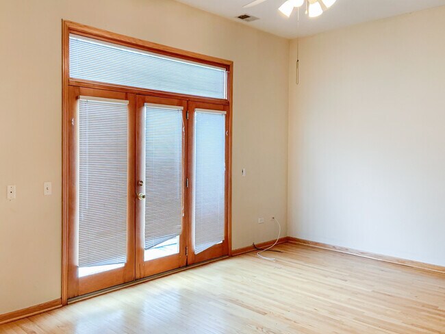 Foto del edificio - 2319-2551 N Southport