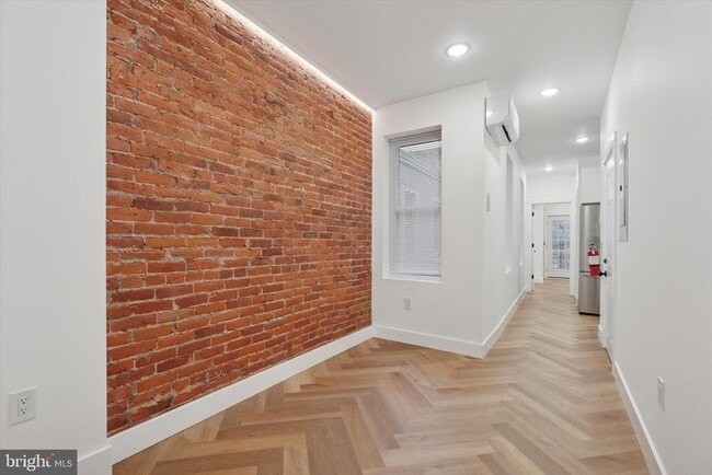 Foto del edificio - 1438 Tasker St