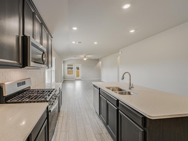 Foto del edificio - 100 Javans Nest