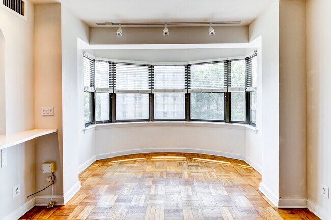 Foto del edificio - 2515 K St NW