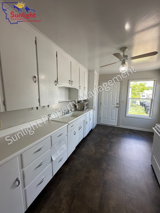 Foto del edificio - 2 Bed & 1 Bath Unit in Laurel