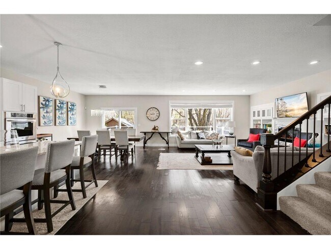 Foto del edificio - 12601 Ridgemount Ave N