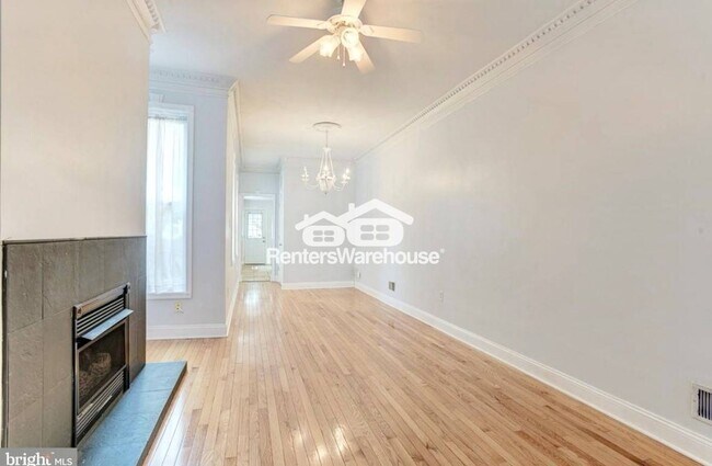 Foto del edificio - 646 S Curley St