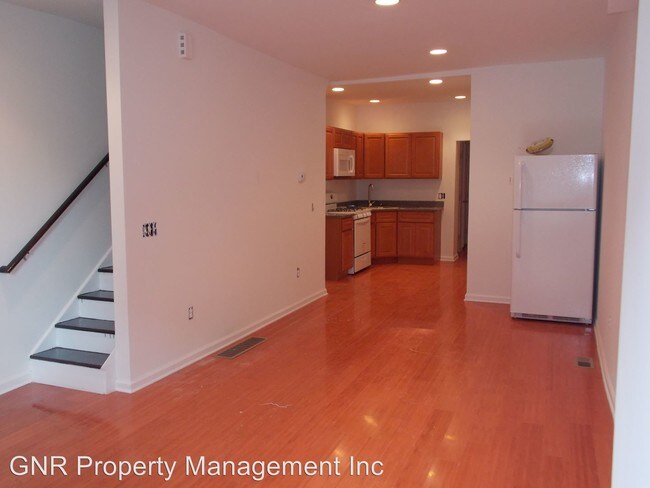 Building Photo - 918 N 45th St
