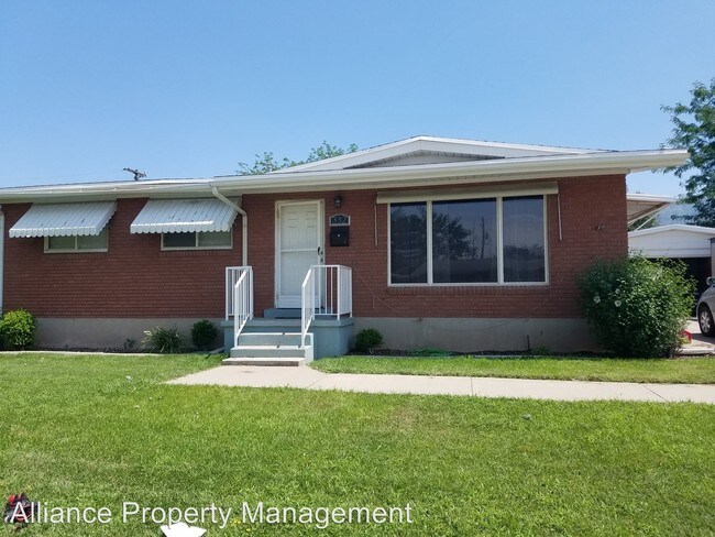 Building Photo - 5 br, 2.5 bath House - 332 Owens St.