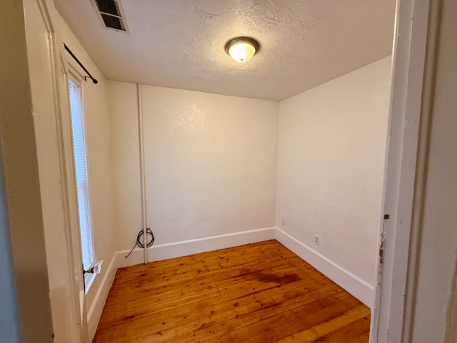 Foto del edificio - 1413 N 11th St