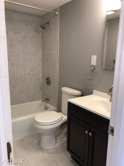 Foto del edificio - 2 br, 1 bath Apartment - 197 Birch St Apt 1