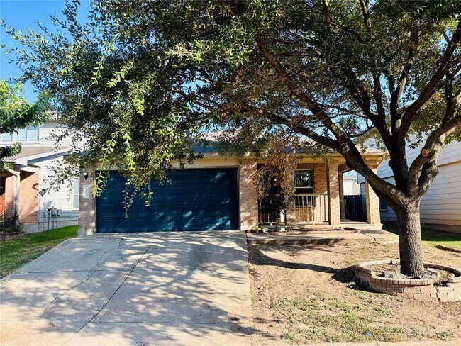 Foto del edificio - 7424 Cayenne Ln