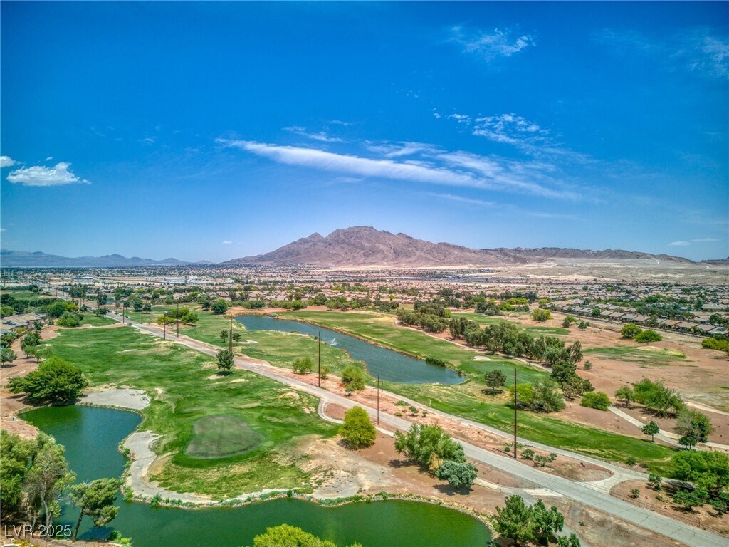 Foto principal - 6076 Wheat Penny Ave